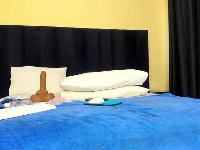 Pretty-Queen webcam