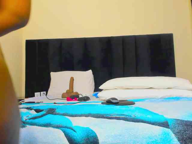 Pretty-Queen webcam