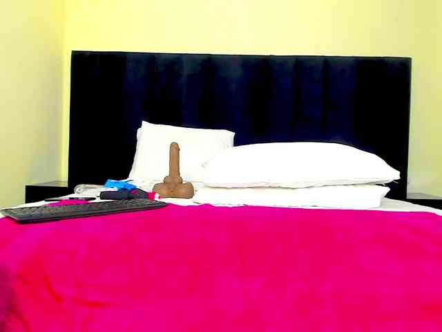 Pretty-Queen webcam