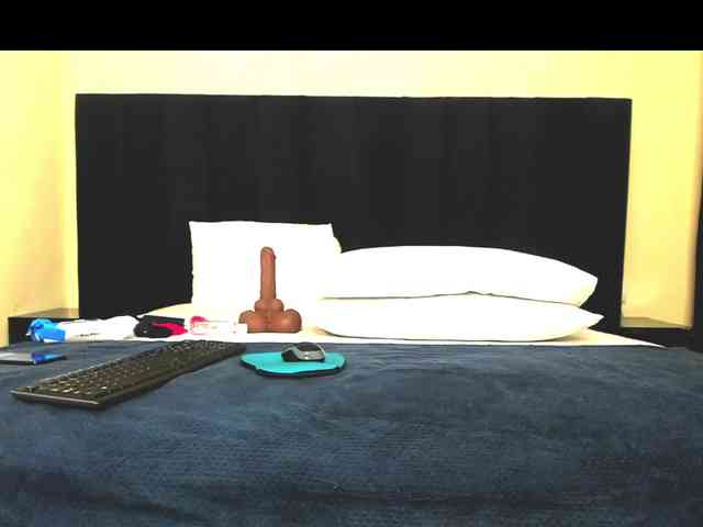 Pretty-Queen webcam