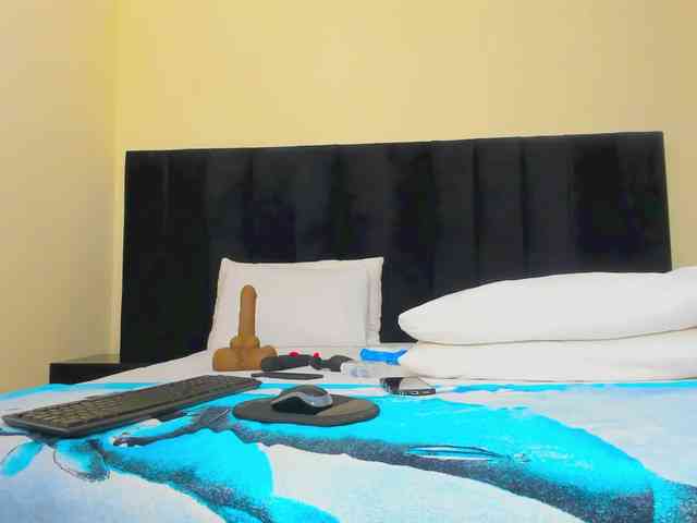 Pretty-Queen webcam