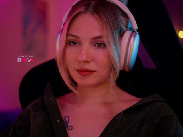 DianaMurr's BongaCams show and profile