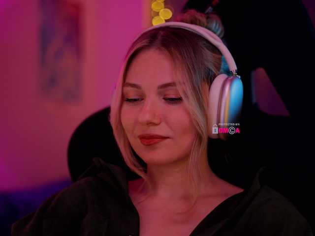 DianaMurr's BongaCams show and profile