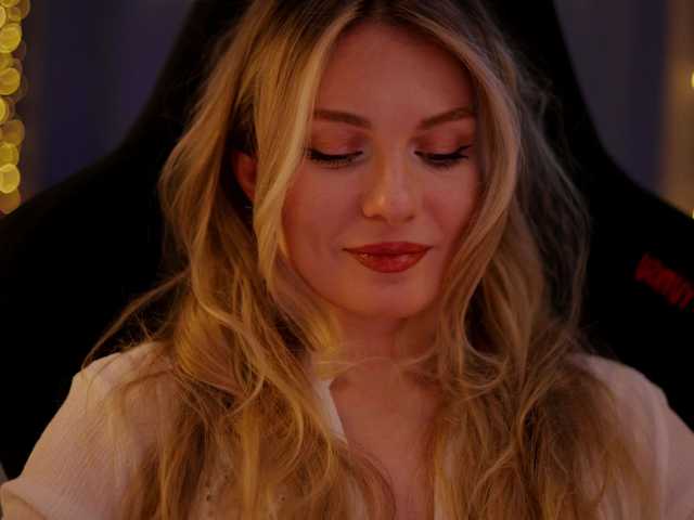 DianaMurr's BongaCams show and profile