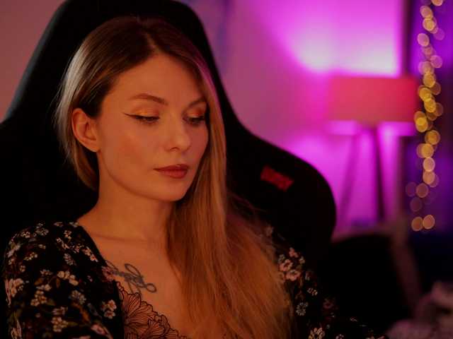 DianaMurr's BongaCams show and profile