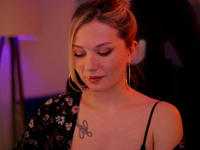 DianaMurr's BongaCams show and profile