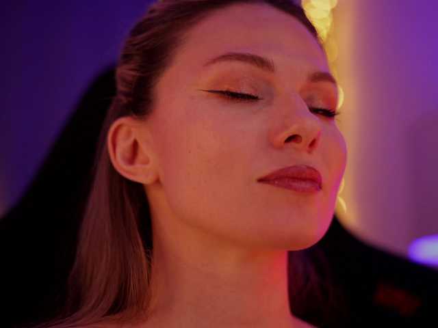 DianaMurr's BongaCams show and profile