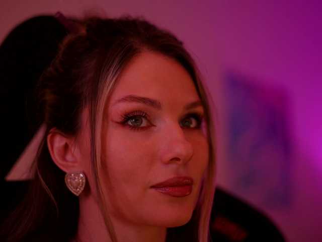 DianaMurr's BongaCams show and profile