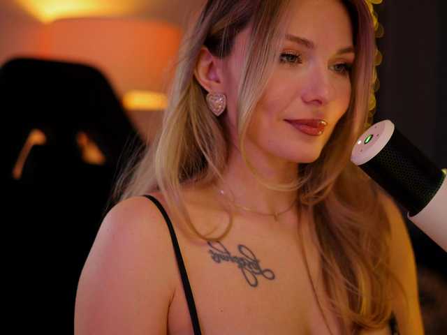 DianaMurr's BongaCams show and profile