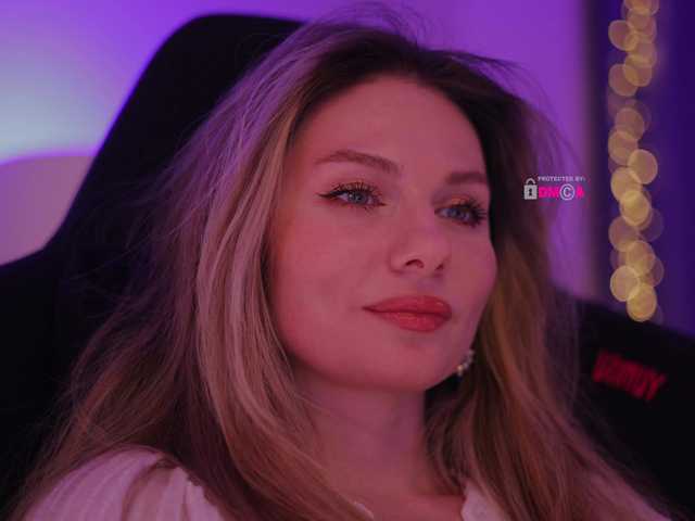 DianaMurr's BongaCams show and profile