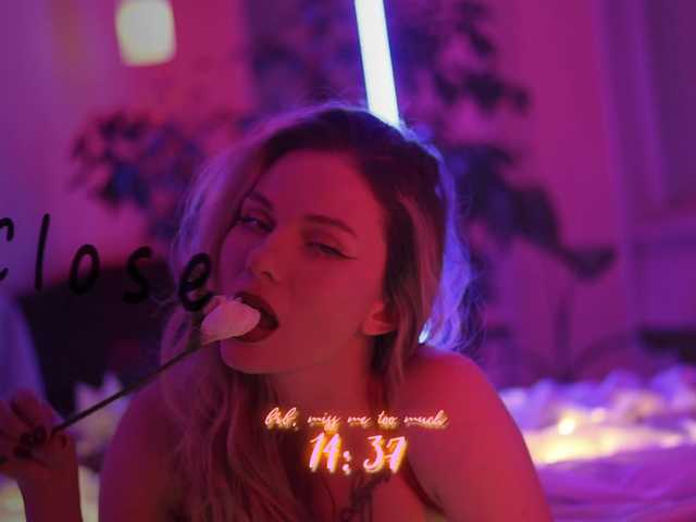 DianaMurr's BongaCams show and profile