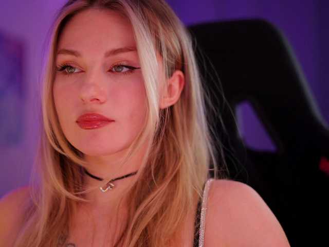 DianaMurr's BongaCams show and profile