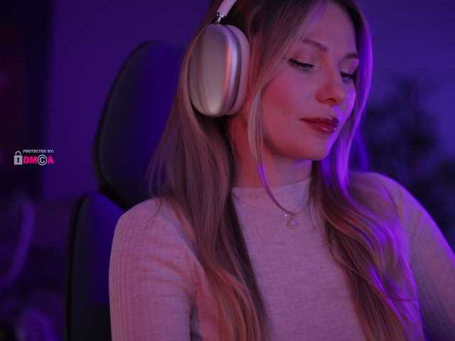 DianaMurr's BongaCams show and profile