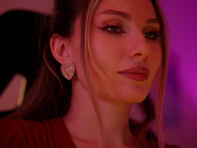 DianaMurr's BongaCams show and profile