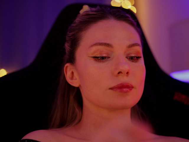 DianaMurr's BongaCams show and profile