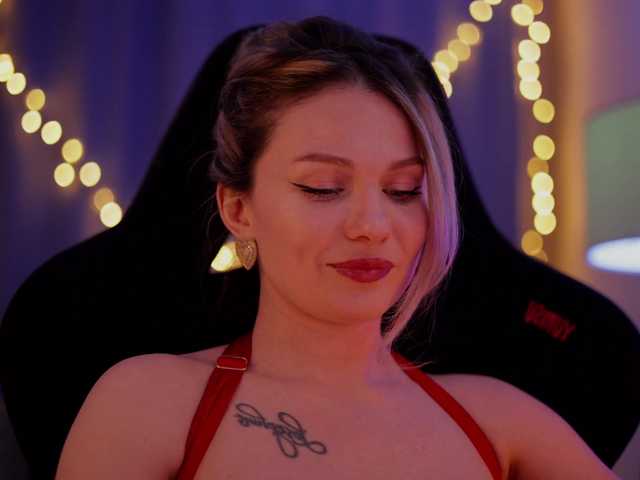 DianaMurr's BongaCams show and profile