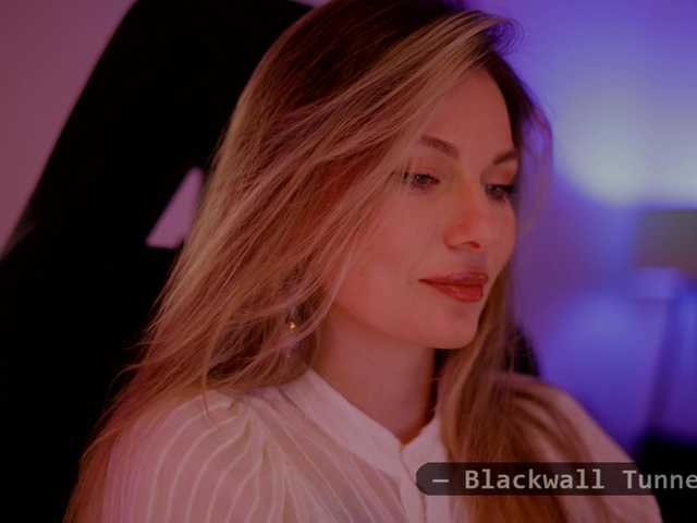 DianaMurr's BongaCams show and profile