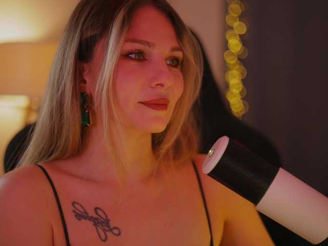 DianaMurr's BongaCams show and profile