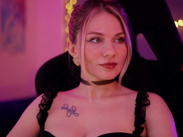 DianaMurr's BongaCams show and profile