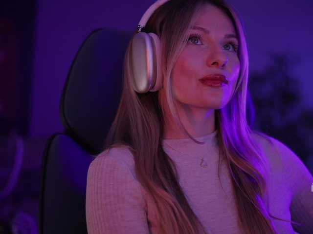 DianaMurr's BongaCams show and profile