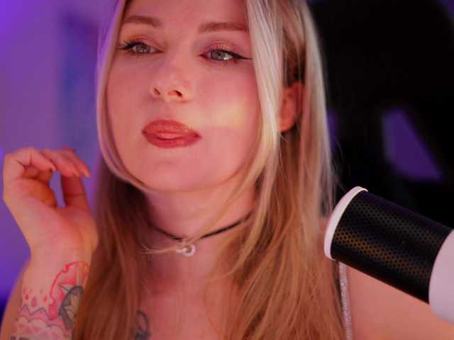 DianaMurr's BongaCams show and profile