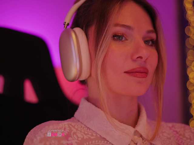 DianaMurr's BongaCams show and profile