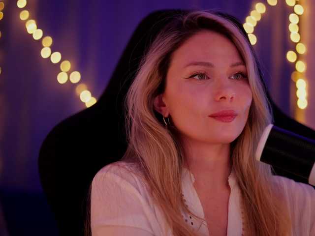 DianaMurr's BongaCams show and profile