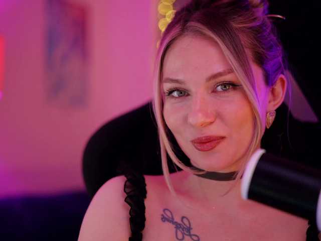 DianaMurr's BongaCams show and profile