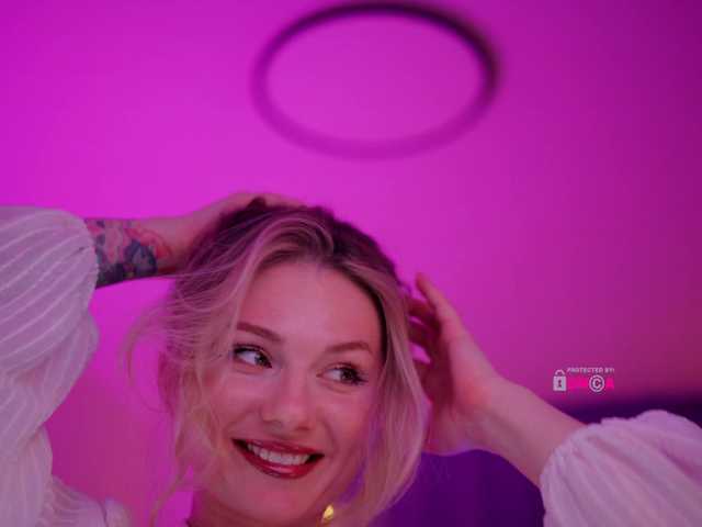 DianaMurr's BongaCams show and profile