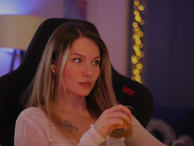 DianaMurr's BongaCams show and profile