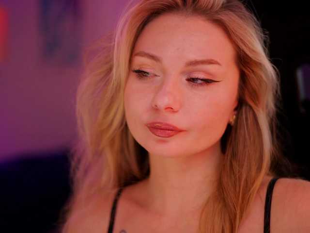 DianaMurr's BongaCams show and profile