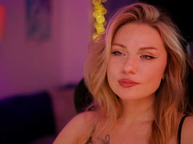 DianaMurr's BongaCams show and profile