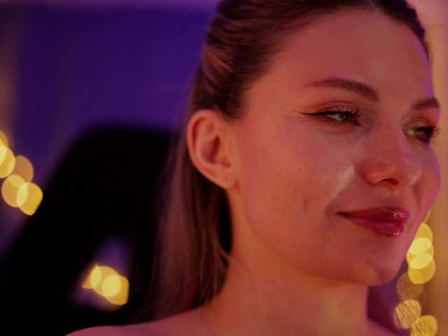 DianaMurr's BongaCams show and profile