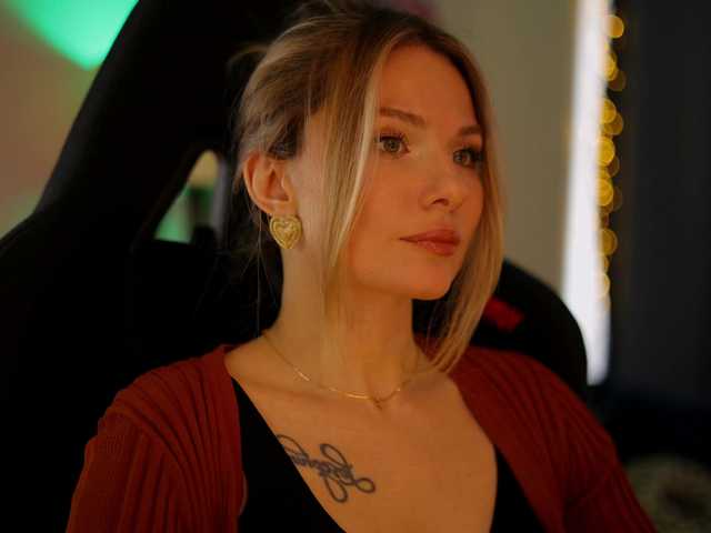 DianaMurr's BongaCams show and profile