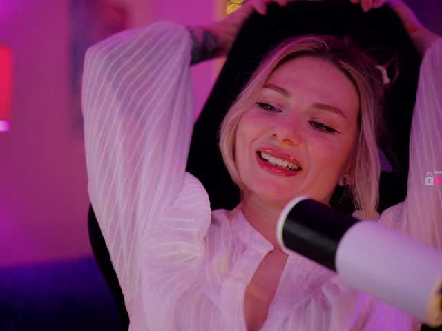 DianaMurr's BongaCams show and profile