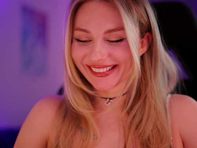 DianaMurr's BongaCams show and profile