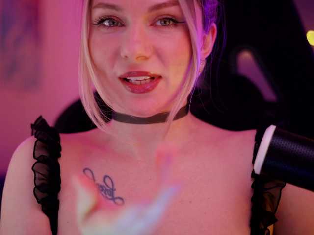 DianaMurr's BongaCams show and profile