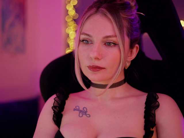 DianaMurr's BongaCams show and profile