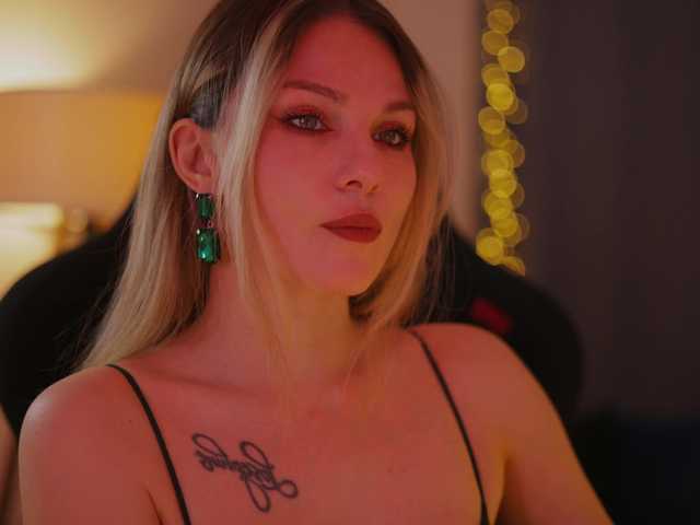 DianaMurr's BongaCams show and profile