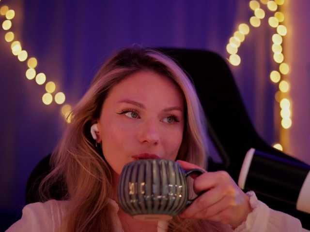 DianaMurr's BongaCams show and profile