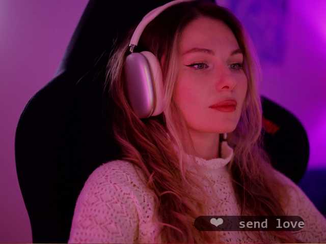 DianaMurr's BongaCams show and profile