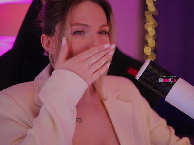 DianaMurr's BongaCams show and profile