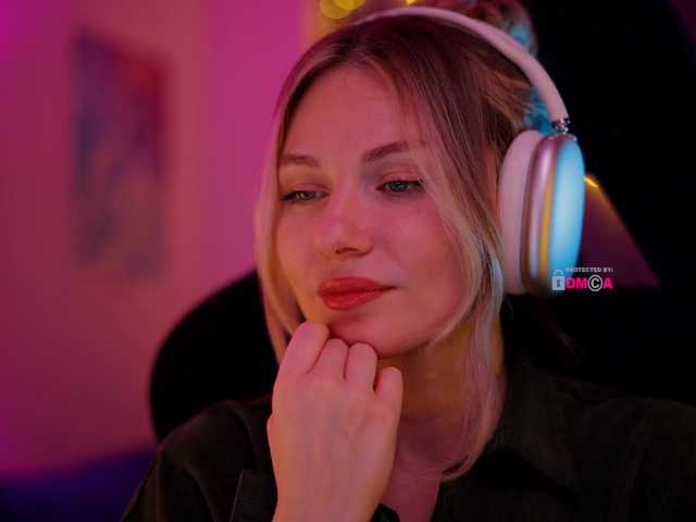 DianaMurr's BongaCams show and profile