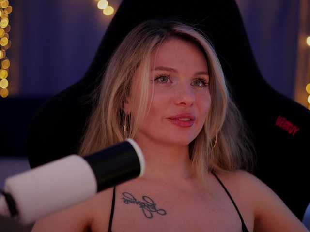 DianaMurr's BongaCams show and profile