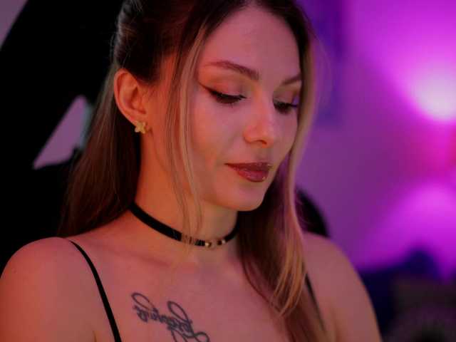 DianaMurr's BongaCams show and profile