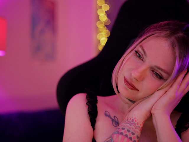 DianaMurr's BongaCams show and profile