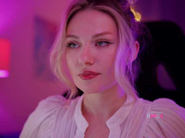 DianaMurr's BongaCams show and profile