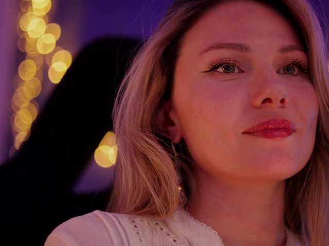 DianaMurr's BongaCams show and profile