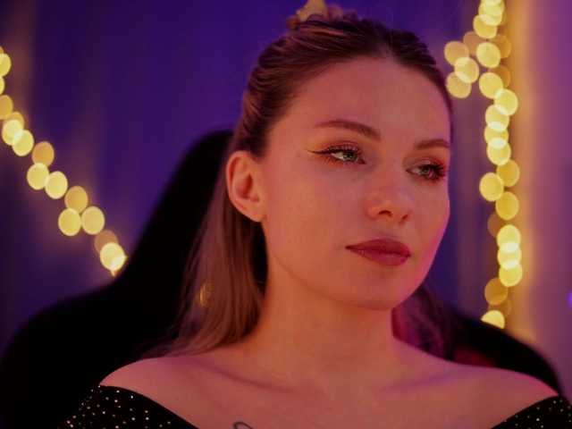 DianaMurr's BongaCams show and profile