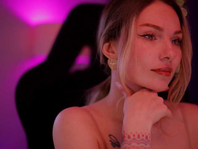 DianaMurr's BongaCams show and profile